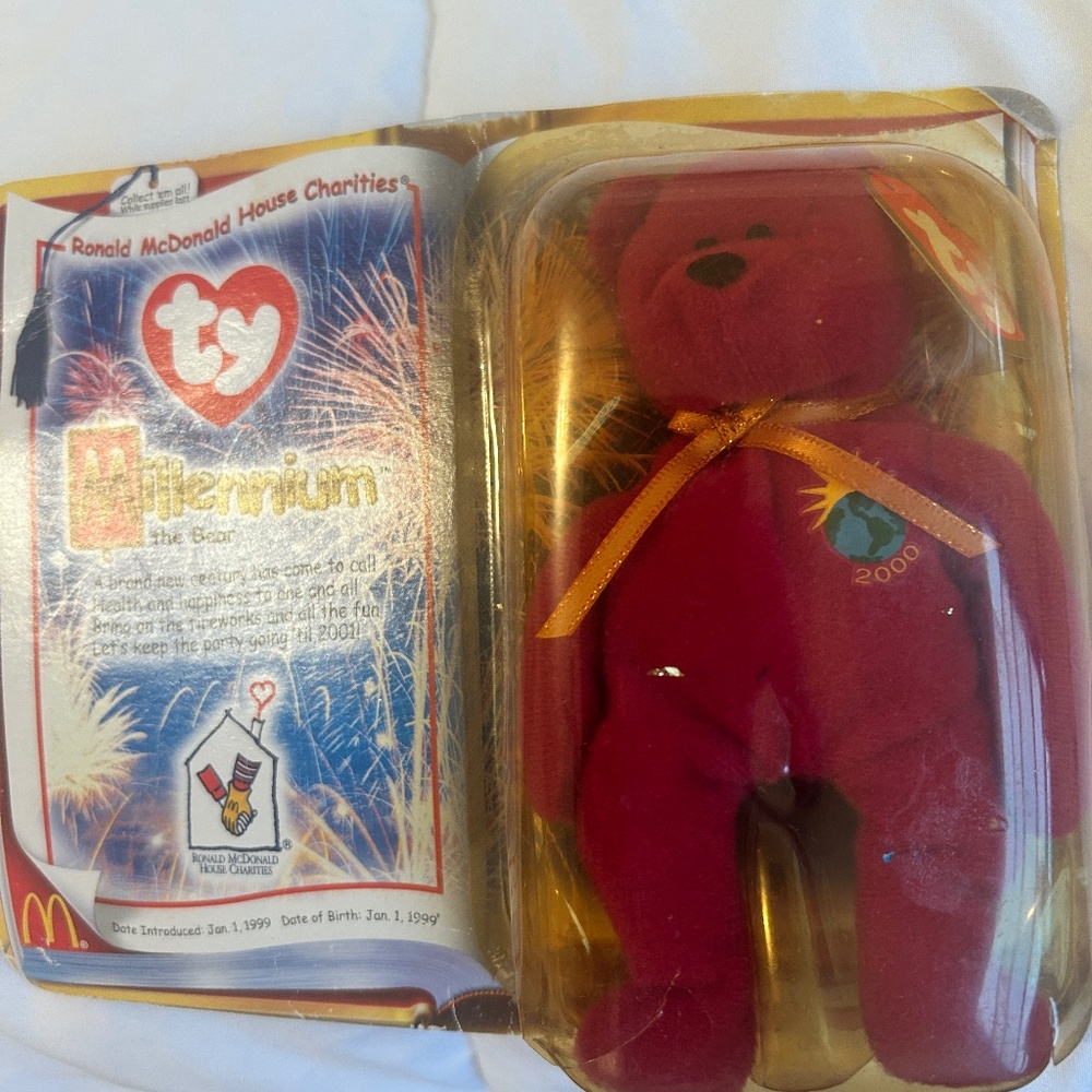 RARE ty Millennium bear! 2000